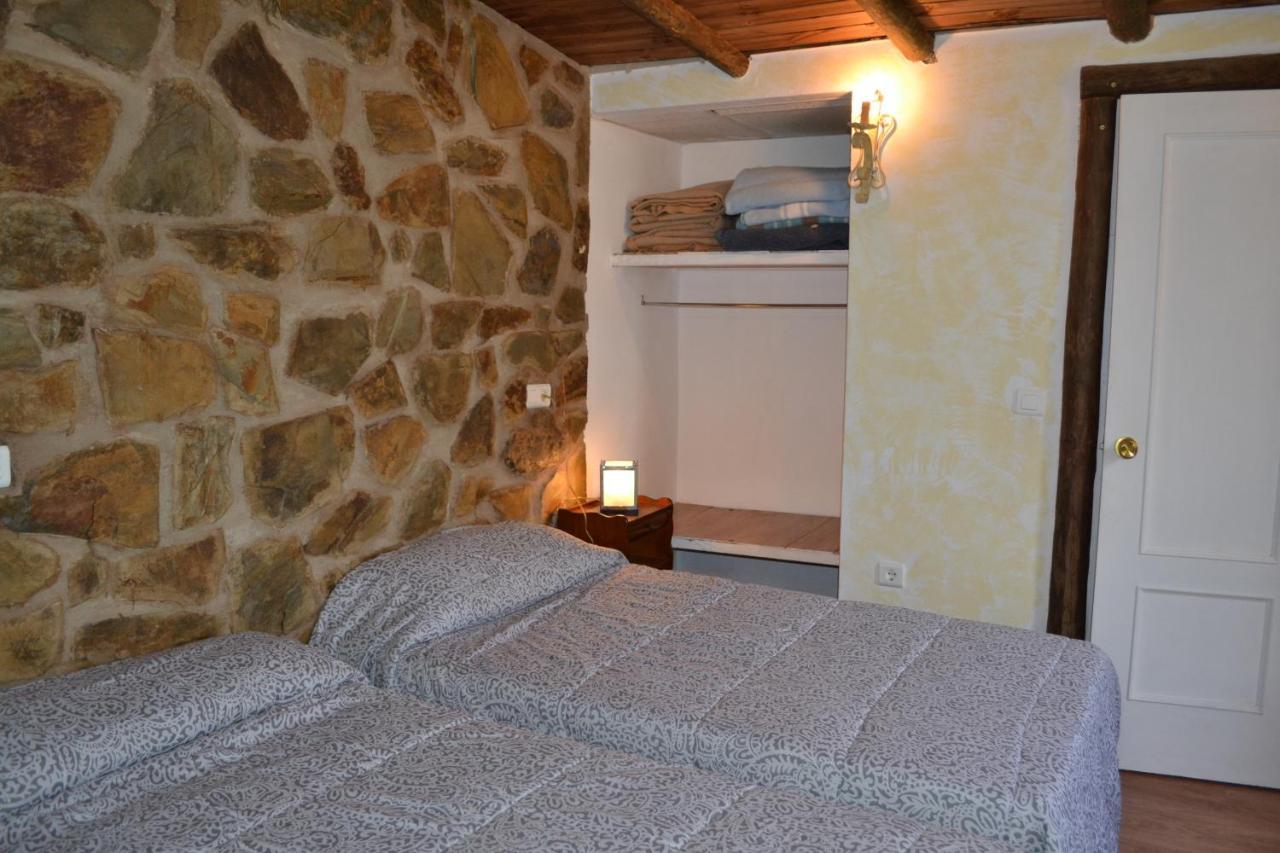 Plasenzuela Albergue La Jarilla מראה חיצוני תמונה