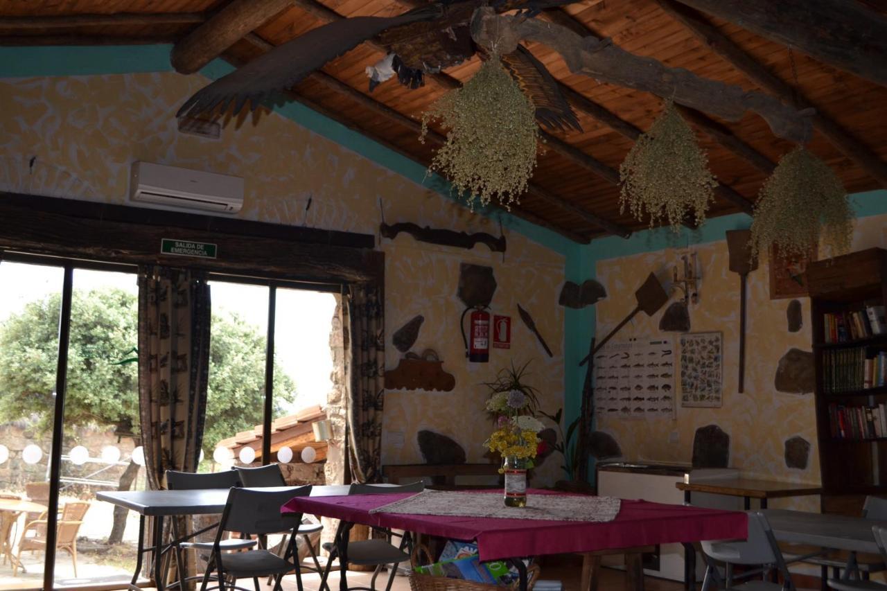 Plasenzuela Albergue La Jarilla מראה חיצוני תמונה