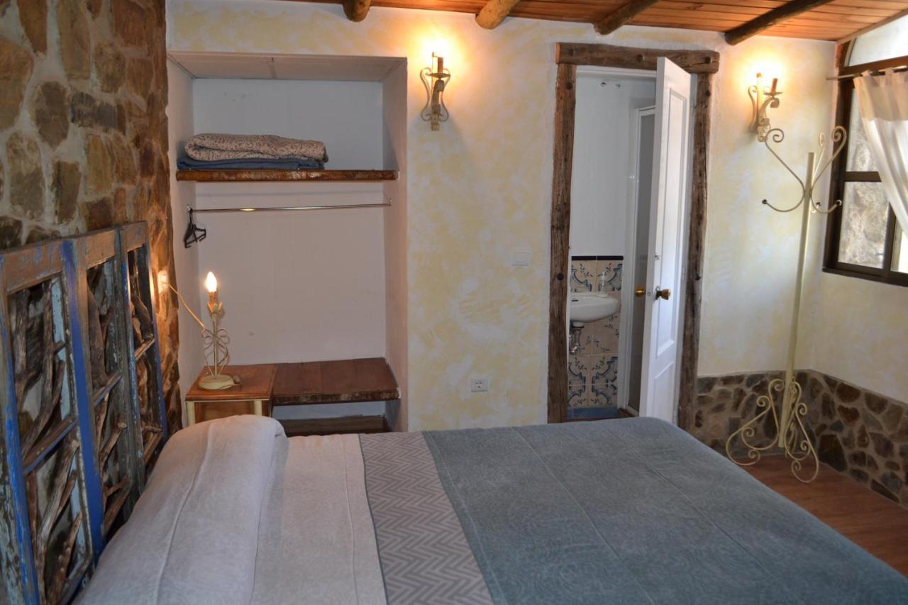 Plasenzuela Albergue La Jarilla מראה חיצוני תמונה